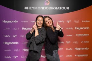 🌟 Más creadores de contenidos de viajes posando en el photocall de #HeymondoBirratour. 

¡Mucho arte y mucho viaje vemos ahí! 😃

🌏 ¿Nos ayudas en el Quién es Quién que no hayamos etiquetado? 

#Birratour #creadoresdecontenido